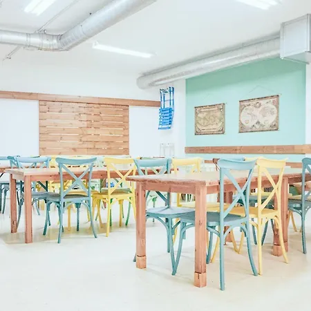 Aloxa Hostel *